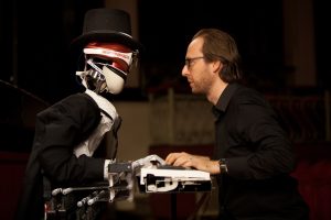 Pianista-umano vs pianista-robot
