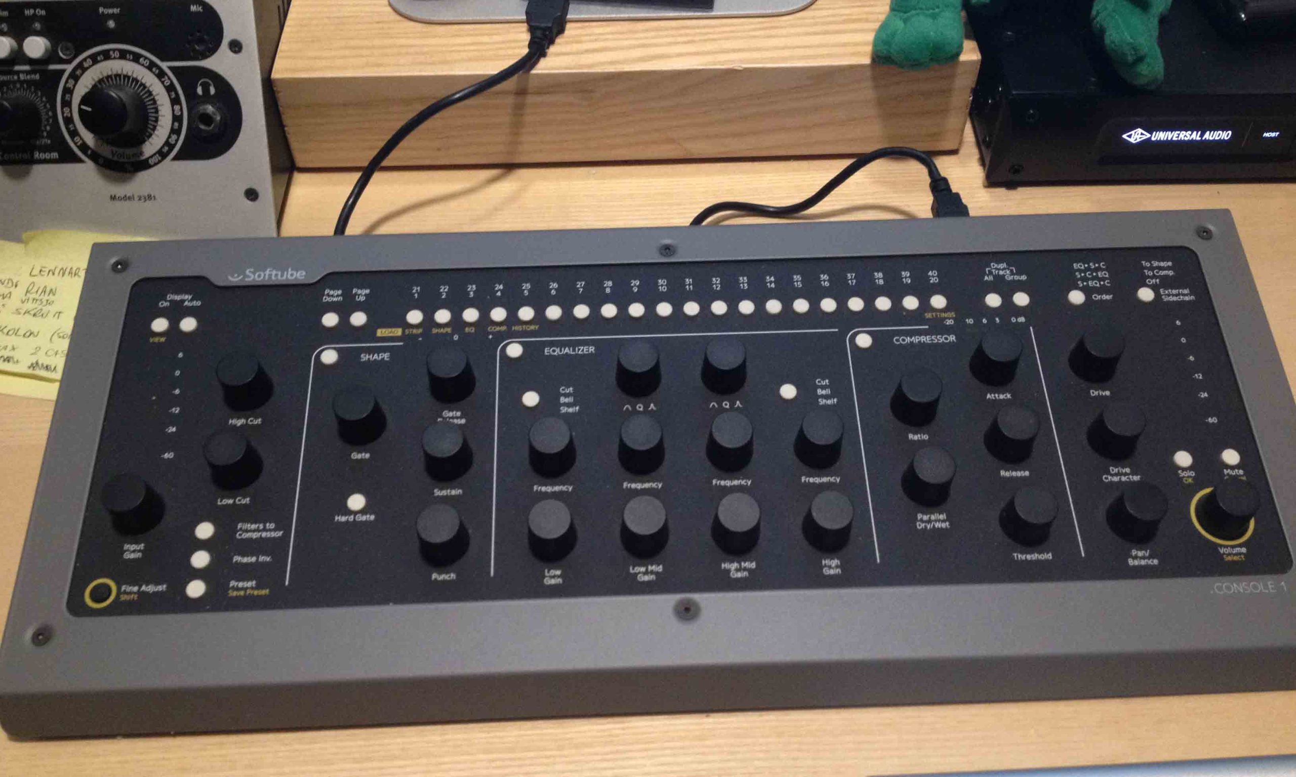 Softube-Console-1-scaled.jpg